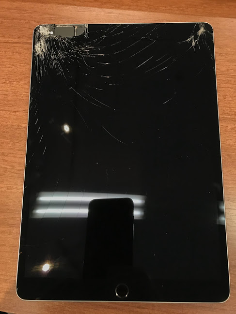 iPad 画面割れ・ガラスが指に刺さる！？ | iPhone修理 スマートクール イオンモール高松・イオンモール綾川店・ゆめタウン高松店