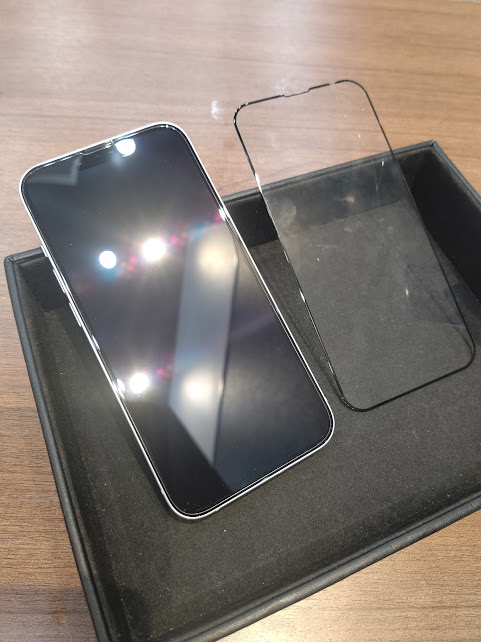 iPhone11本体　傷あり iPhone11本体 傷あり
