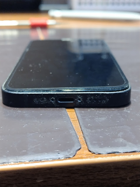 iPhone12mini バッテリー交換 劣化 再起動繰り返す 高松市
