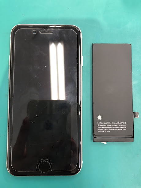 バッテリーの寿命は2年程！iPhone SE3のバッテリー交換 高松市