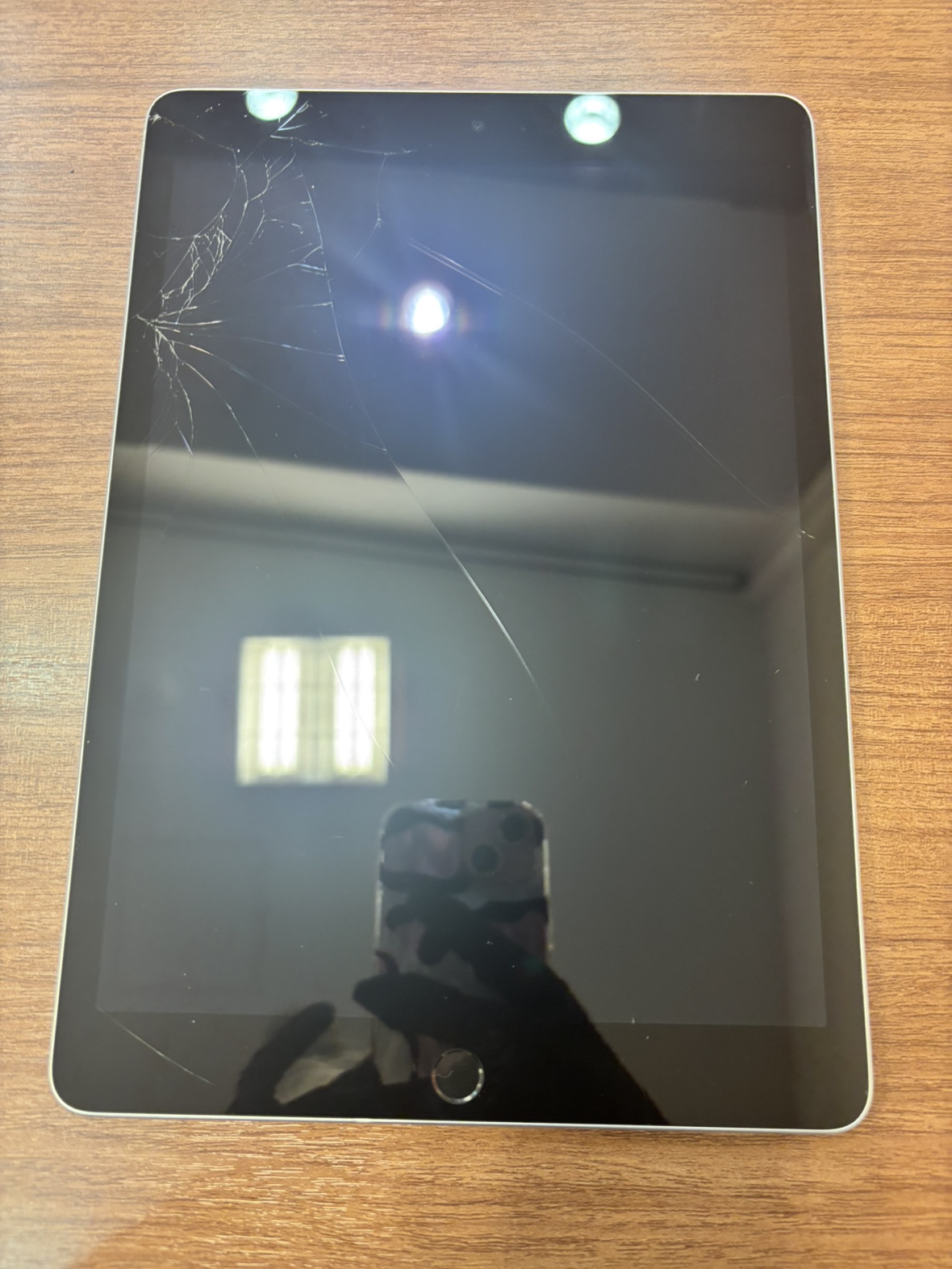 坂出市】iPad9 画面割れ修理 即日修理 | iPhone修理・iPad修理